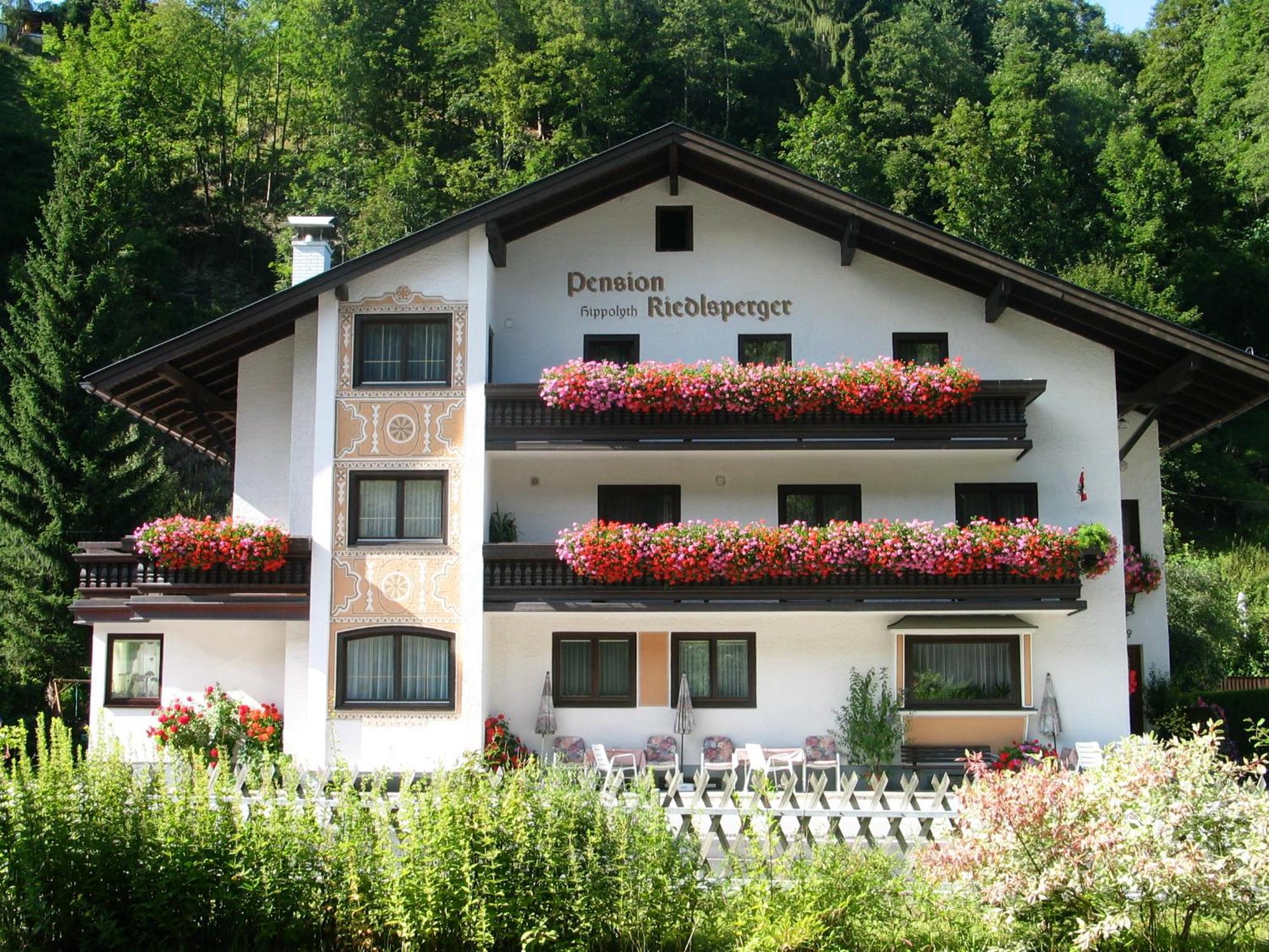 Pension Haus Riedlsperger Saalbach-Hinterglemm Dış mekan fotoğraf