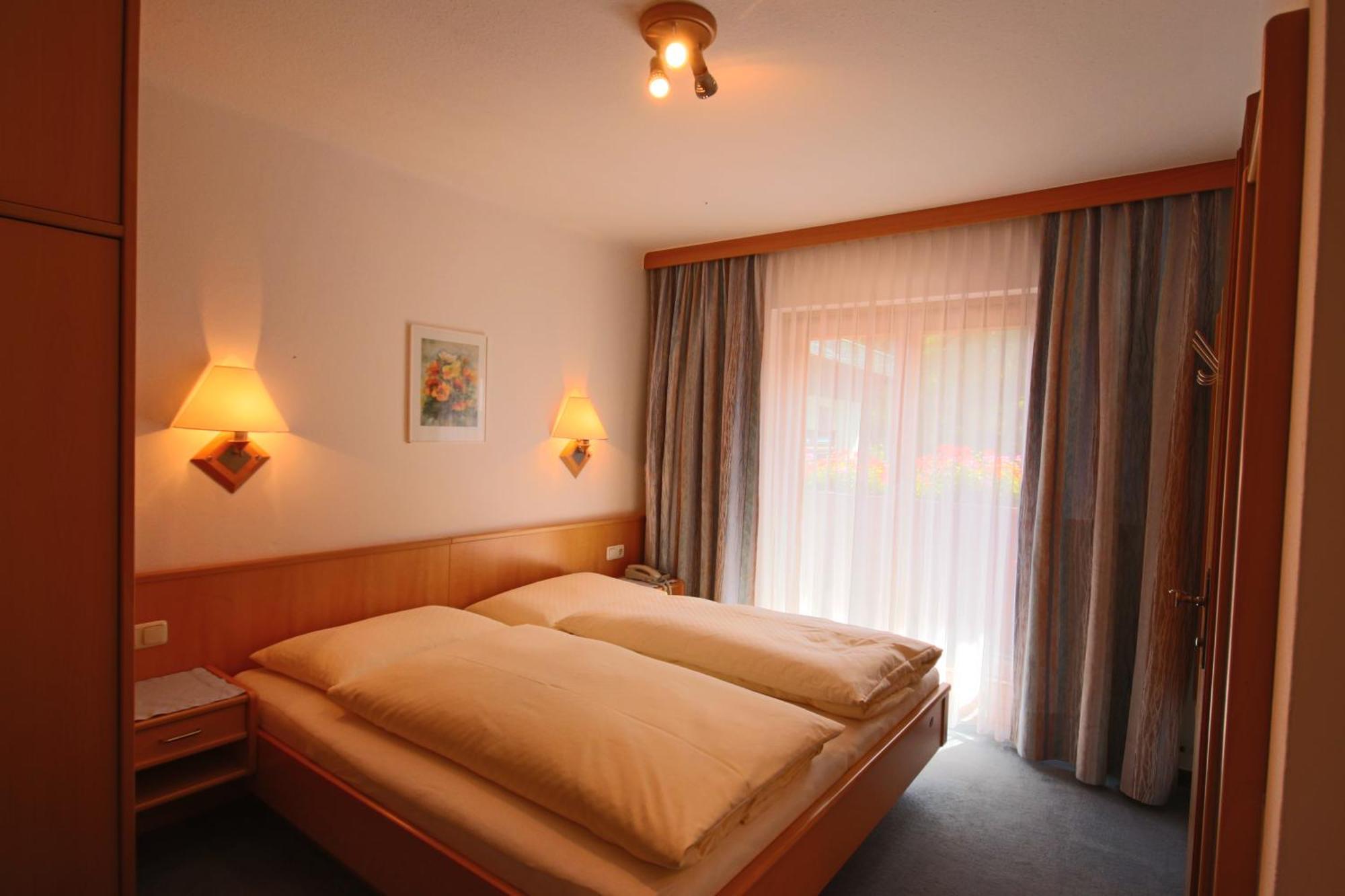 Pension Haus Riedlsperger Saalbach-Hinterglemm Dış mekan fotoğraf